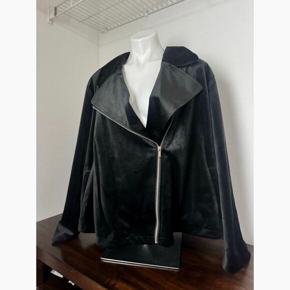Lauren Conrad Jackets & Blazers - LC Lauren Conrad Black Velour Moto Jacket — Women’s Plus 4X, NWOT